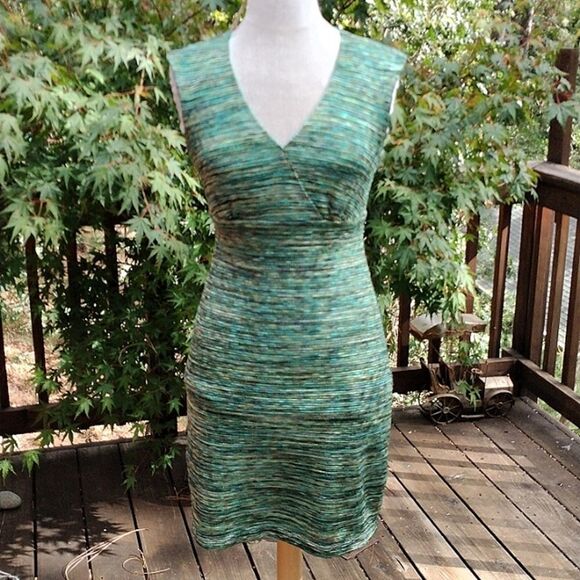 Connected Apparel  - Picture 1 of 9